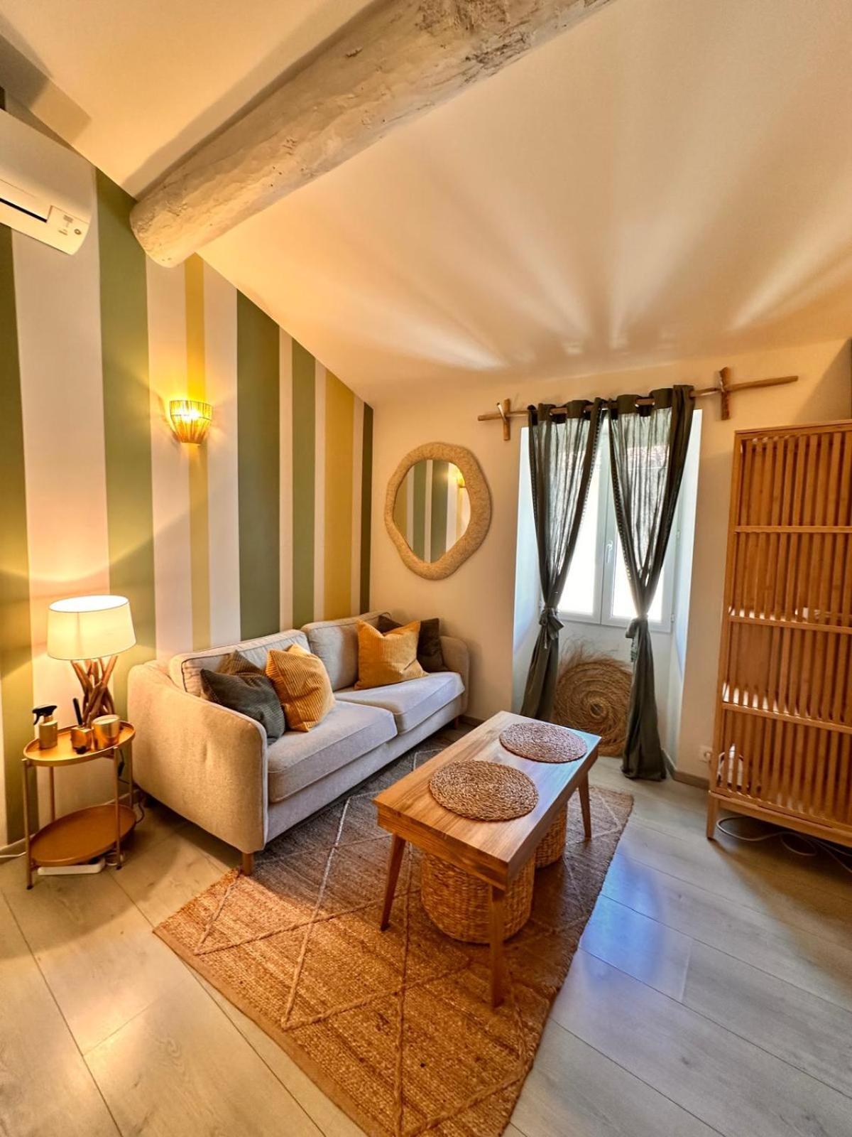 Cozy Studio Le Cedre, Port De Saint Tropez Esterno foto